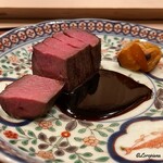 御料理 寺沢 - 肉質は柔らかでしっとり