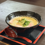 豚白湯創作麺処 友池 - 