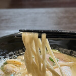 豚白湯創作麺処 友池 - 