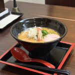 豚白湯創作麺処 友池 - 