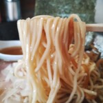 濃麺 海月 - 魚介ら～麺の麺リフト