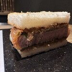 蝦夷天ぷら 鶴来 - カツサンド