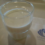 Resutoransuwan - 定番の牛乳
