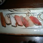 海鮮問屋 - にぎり寿司