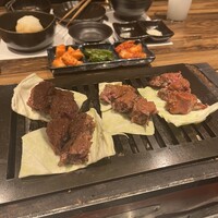 黒毛和牛ヘレ肉専門店 炭火焼肉 りきちゃん 北浜店 - 