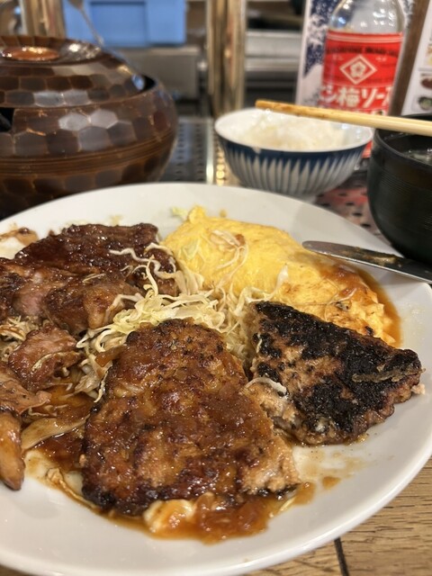 Saru Shokudo Honmachi Honten photo 3