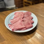 炭火焼肉ホルモンさわいし - 