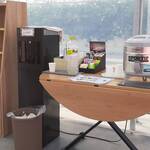 結家ファーム - 休憩スペースも広い