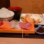 さまさま - さまさま定食(チキン南蛮、ご飯大)