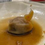 徳発長 - アヒルの形の可愛い餃子です。
             