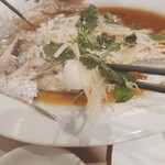 広東家庭料理おかむら - タレも飲んでしまう程美味しい、白飯を貰い、タレでシャバシャバにして頂きました。