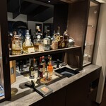 バーホテル 箱根香山 - 部屋のバーカウンター