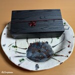 御料理 寺沢 - オミヤの毛蟹の炊き込みごはん