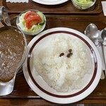 キャラウェイ - ポークカレー小（800円）　ご飯もルーもモリモリ