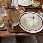 キャラウェイ - ランチ全景