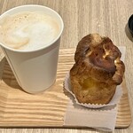 コーヒースタンド 36℃ - カフェラテもしっかりサイズ