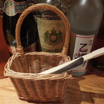 ぽわぶる - ２０１４年６月：こちらのお店は箸でいただきます