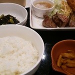 Gasuto - ステーキお好み和膳999円