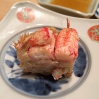 銀座 鮨 かねさか 本店 - (過去ログ)ミシュランの評価も高いというお寿司屋さんに連れてって貰いました♡だされたものをぱくぱく食べ、一皿一皿の説明はなかったので説明は省略！とにかく素材の味が良くわかるコースでした♪