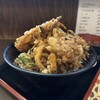 天ぷら・居酒屋 泉秀 - かき揚丼