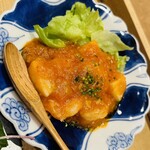 はんやかどのくーた - 帆立と海老のエビチリ