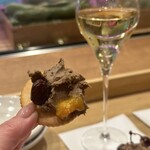 はんやかどのくーた - レバーパテに柑橘系のジャムがめちゃくちゃ合う！スパークリングにも合う。