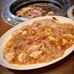 焼肉冷麺やまなか家 中山吉成店 - 通常1.5人前の豚ホルモン×３人前