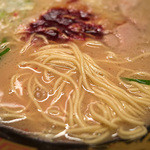 一蘭 - スープも麺も一蘭さんで一番美味しい・・・ハズ！（笑）。