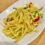 胖鴨 まるまるかも - 20250225千切りジャガイモとピーマンの炒め880円