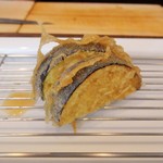 旬彩 天ぷら 心来(しんら） - ナスの天ぷら。