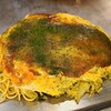 てっ平 - 肉玉そば(税込900円)
・茹で済み生中太麺(磯野製麺所)
・ミツワソース(穏やかな甘み)
・焼き方:ヘラで押さえない
・焼き上がりの形:円形の焼き上がり
・鉄板またはお皿で食べるのが標準