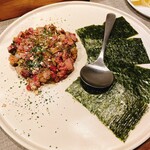 ワイン食堂Vin Vie - 指宿佃牧場のポニーと出水天恵海苔　バラ刺しと高菜の炙りタルタル仕立て