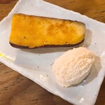 曙町 場内酒場 - 焼き芋ブリュレ