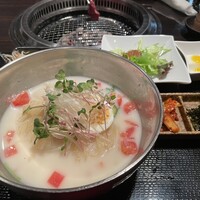 焼肉 青山外苑 - 