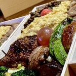 片割れ月の雲隠れ - 雲隠れ♡焼き鳥弁当