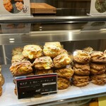 KAIDO books & coffee - 