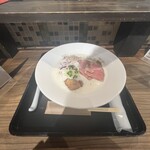 らー麺 れとろや - 