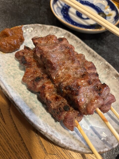 やきとん酒場 まんたん - 鶴岡（もつ焼き）の写真