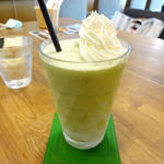 マグズカフェ - 抹茶スムージー