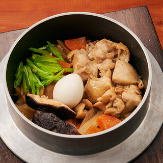 【こだわりが詰まった釜飯】