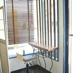 3S cafe - 1人で座っても、イスを追加して2人で座ってもok