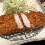 とんかつ　庄内 - 厚切りロースカツ