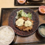 大戸屋 - 料理写真:大戸屋風チキン南蛮    だったかな？？そーいう名前でした←お前