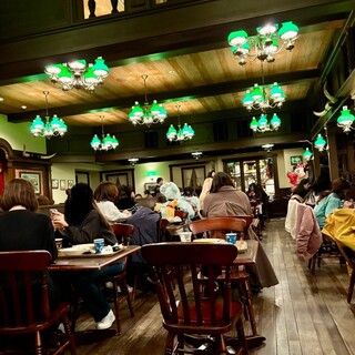 ハングリーベア・レストラン_2