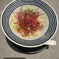 ON the TABLE CHINESE -  ON the TABLE CHINESE -