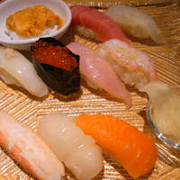 おたる政寿司 ぜん庵 - こぼれ海水うに入りぜん庵握り（2940円）