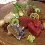 十割蕎麦 やまなか - お造り盛り合わせ　炙りの鱸が旨い!!