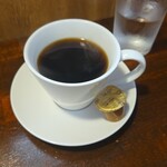 キッチン ブルー グローブ - ホットコーヒーのアップ