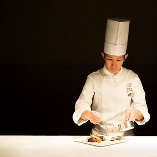 国際コンクール入賞シェフが贈る、美食体験を心ゆくまで。