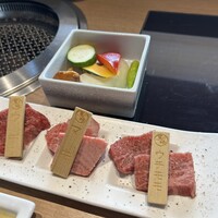 飛騨牛一頭家 馬喰一代 長良本家 - 